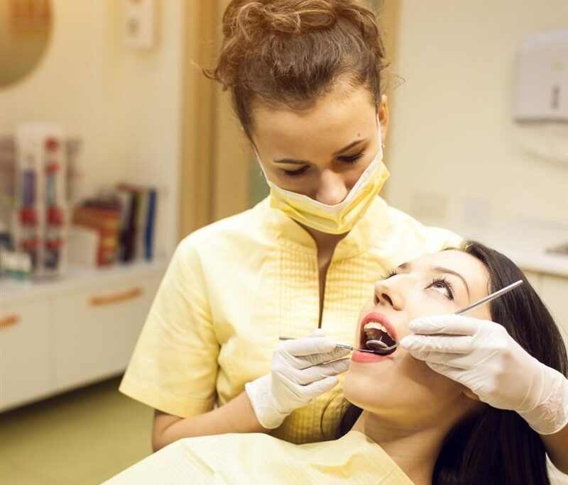 Cosmetic dentistry in India